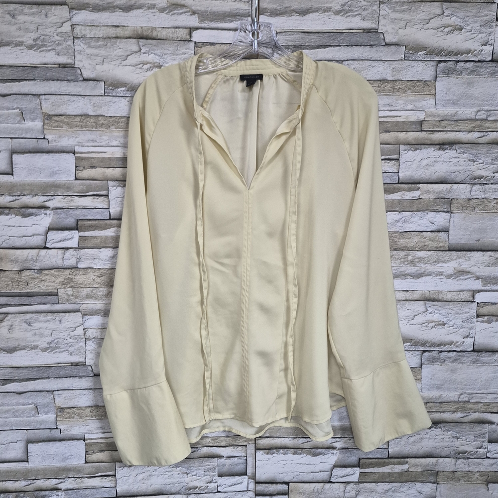 Ann Taylor Blouse Women's Size L Yellow Long Sleeve Pleated Satin Feel Office
